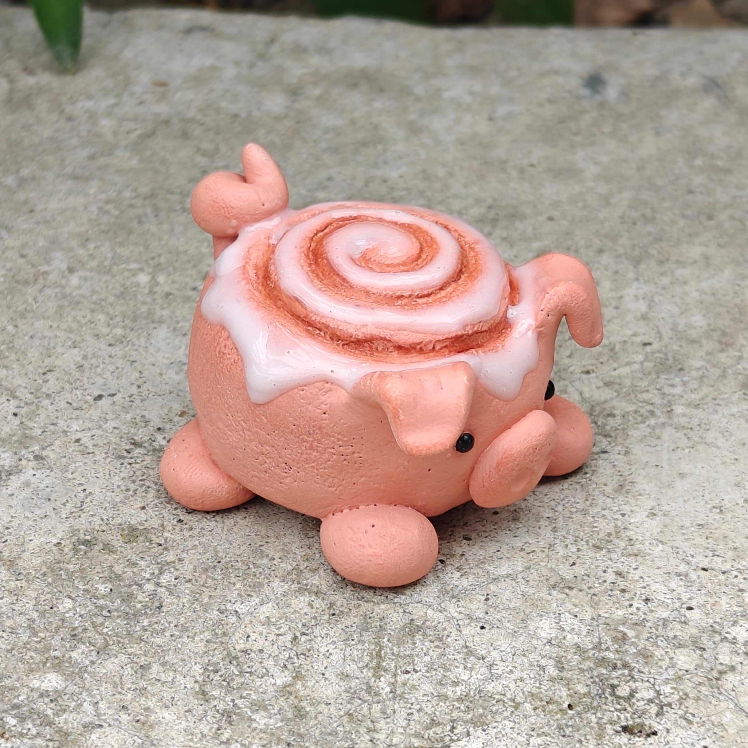 Pigamaroll Figurine